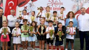 Bursa Osmangazi'de minik raketlerin kupa heyecanı