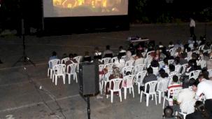 Bursa Osmangazi'de yaz akşamlarına sinema keyfi