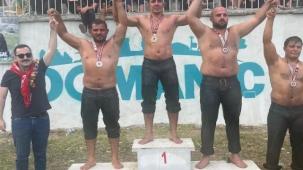 Sakarya'nın pehlivanı Kütahya kürsüsünde