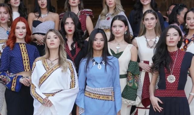 Ankara Beypazarı Festivali'nde defile coşkusu