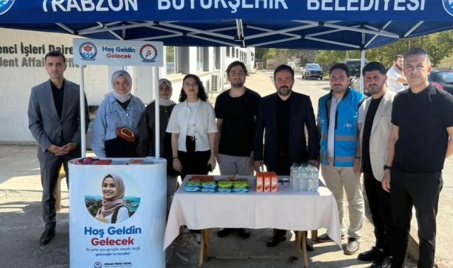 Büyükşehir'den üniversiteli gençlere sıcak karşılama