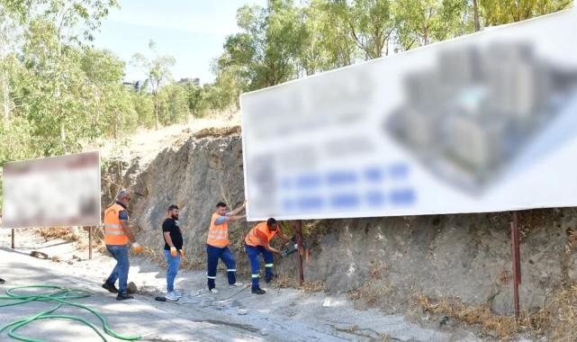Çiğli’de kent estetiği ve güvenlik için izinsiz tabelalara müdahale