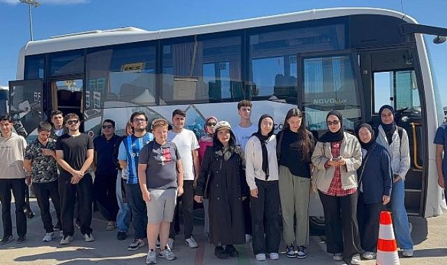 İnegöl Belediyesi Gençleri Teknofest'e Götürüyor