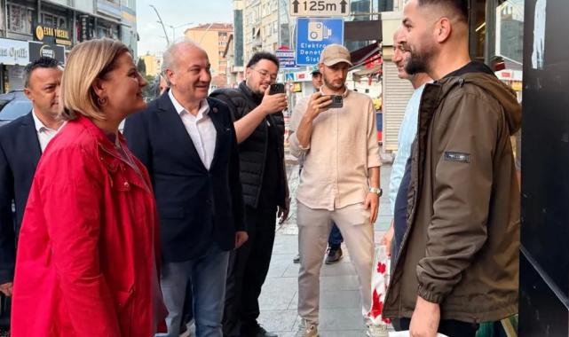 İzmit'te Başkan Hürriyet güne emekçilerle başladı
