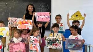 Eskişehir Sanat Sokağı’nda minik yetenekler sahneye çıktı