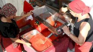 İzmir Narlıdereli kadınlar üretimde