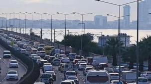 Trafiğe kayıtlı taşıt 33 milyona yaklaştı