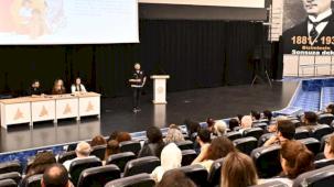 Antalya Muratpaşa’dan madde bağımlılığını önleme konferansı