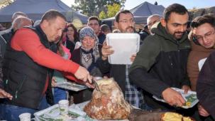 Konya Meram'ın geleneği lezzet şölenine dönüştü