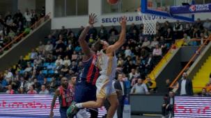 Konya potada yenilmezlik serisini 5'e çıkardı