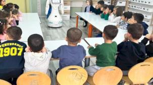 Konya SOBE’de robot destekli eğitim hamlesi