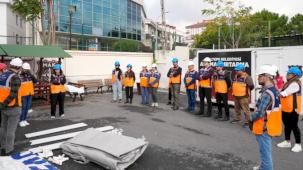 Maltepe’de afetlere müdahale için gönüllü seferberliği