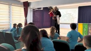 Sakarya'da “Akça” tiyatrosuyla minikler çevre bilinci kazandı
