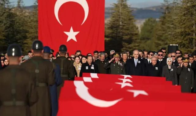 Düşen C-130'la şehit olan 20 kahraman için Mürted’te tören düzenlendi