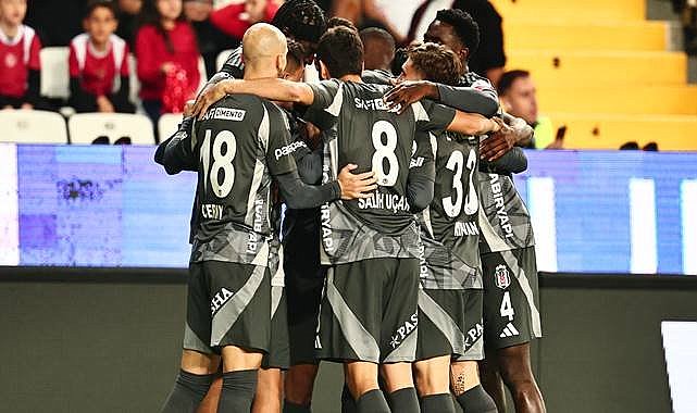 Hesap.com Antalyaspor 1-3 Beşiktaş (Maç Sonucu)