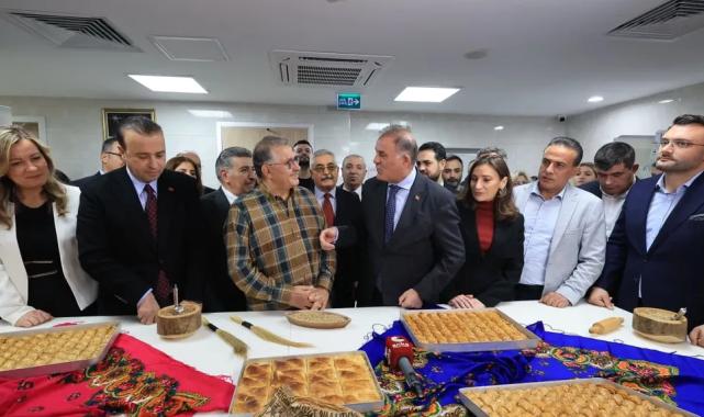 İstanbul Büyükşehir'den gençlik ve meslek eğitimine büyük yatırım