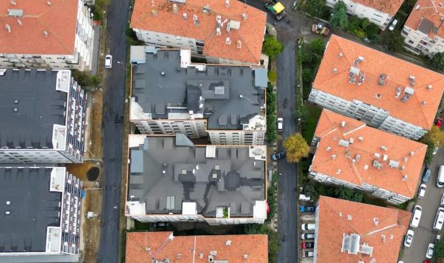 İstanbul Maltepe’de asfalt çalışmalarına devam
