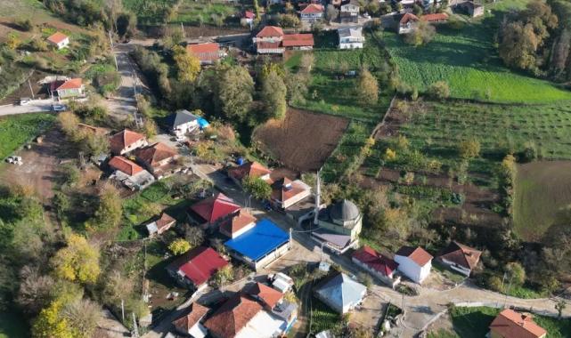 İzmit Orhaniye'de bozulan yollara bakım