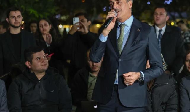 Sakarya'da Başkan Alemdar, üniversitelilerle buluştu