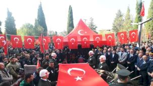 Balıkesir, şehit Uzman Çavuş Emre Sayın'ı son yolculuğuna uğurladı