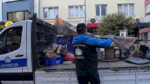 Balıkesir’de zabıta kaldırım işgallerine son veriyor