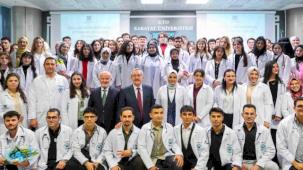 Geleceğin hekimleri Konya'da beyaz önlükleri giydi