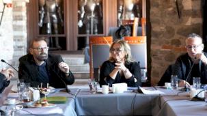 İzmir Şehir Tiyatroları danıştı