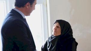 Kocaeli Büyükşehir acıları hafifletiyor