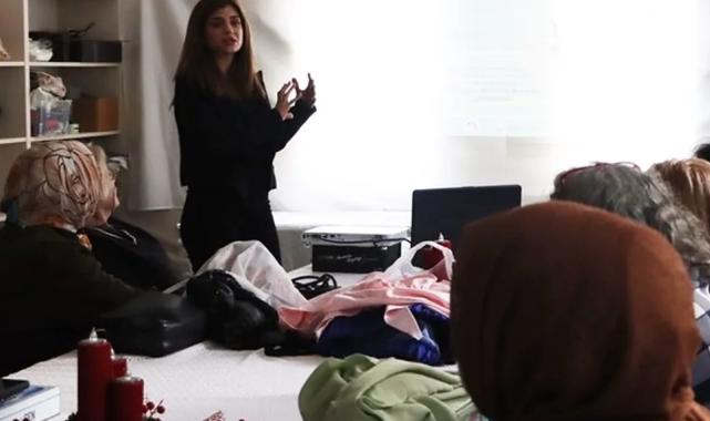 İstanbul Maltepe'de özel çocukların ailelerine seminer