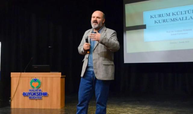 Malatya Büyükşehir'den hizmet içi düzenlendi