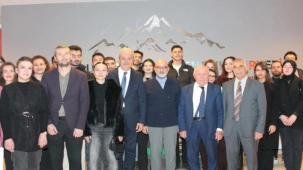 Kayseri milletvekili Cıngı üniversitelilerle buluştu