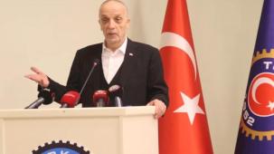 TÜRK-İŞ 'Çalışma Hukuku Buluşmaları' sempozyumunu düzenledi