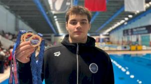 Gaziantep’in milli yüzücüsü Kaan Efe Kaya’dan 3 altın madalya