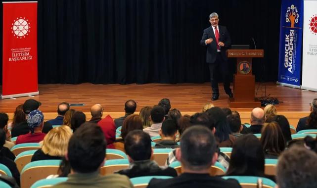 İletişim Başkanlığı Adana'dan medyaya yapay zekâ eğitimi