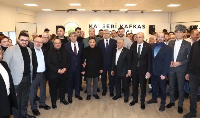 Kayseri Büyükşehir'den birlik mesajları