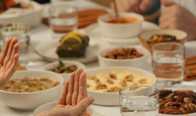Ramazan’da mide sorunları ve halsizliği aşmak için altın tavsiyeler... Sahur sağlık için önemli mi?
