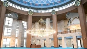 Kocaeli Kartepe Kent Meydanı Camii ilk teravihle açılıyor