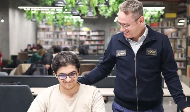 Başakşehirli öğrenciler sınavlara “Hoca Cepte” ile hazırlanıyor