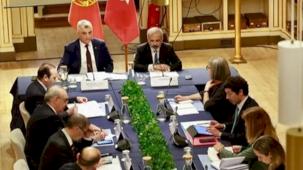 Bakan Bolat, Portekiz’de Dışişleri Bakanı Rangel ile görüştü