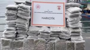 İstanbul açıklarında narko operasyon... Kilolarca skunk ele geçirildi