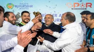 Malatya Büyükşehir'de şampiyon Gençlik ve Spor Hizmetleri Dairesi Başkanlığı oldu