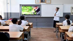 Öğretmenlerin yer değiştirme başvuruları 4-6 Mayıs'ta