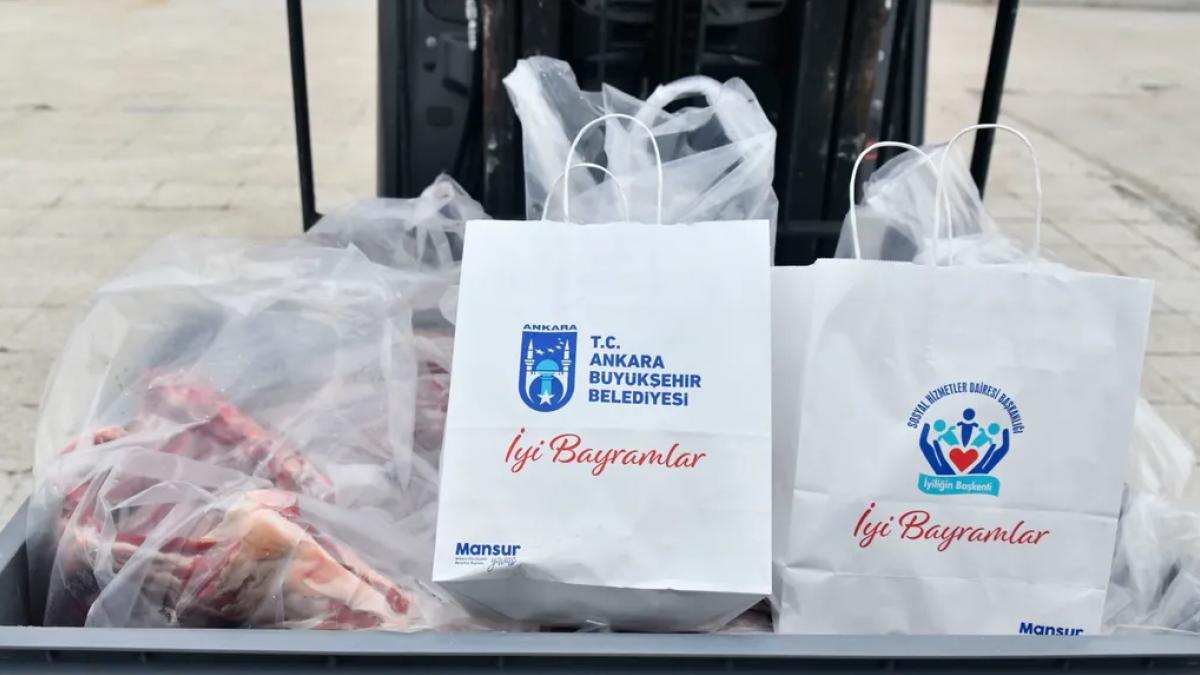 Başkent'te bayram dayanışması büyüdü