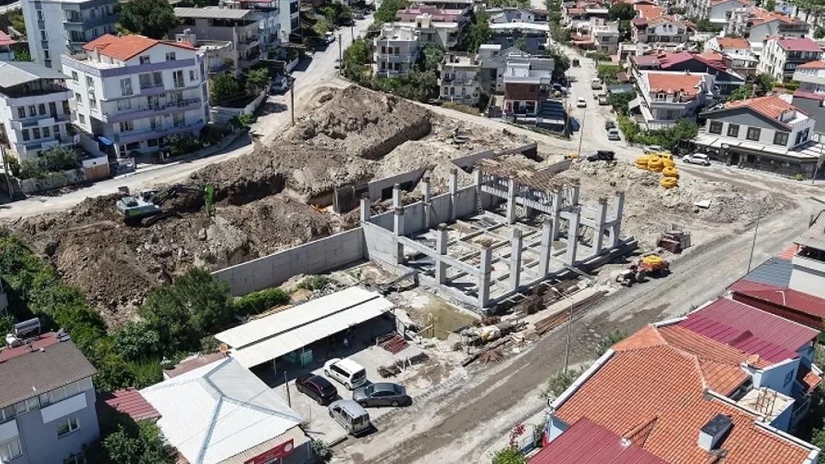 Dikili’nin yeni itfaiye binasında yüzde 30 tamamlandı