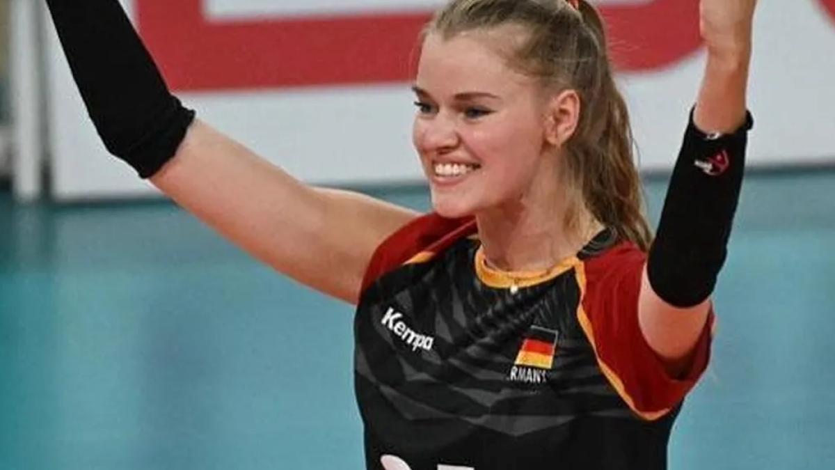 Eczacıbaşı Dynavit, Camilla Weitzel ile imzaları attı