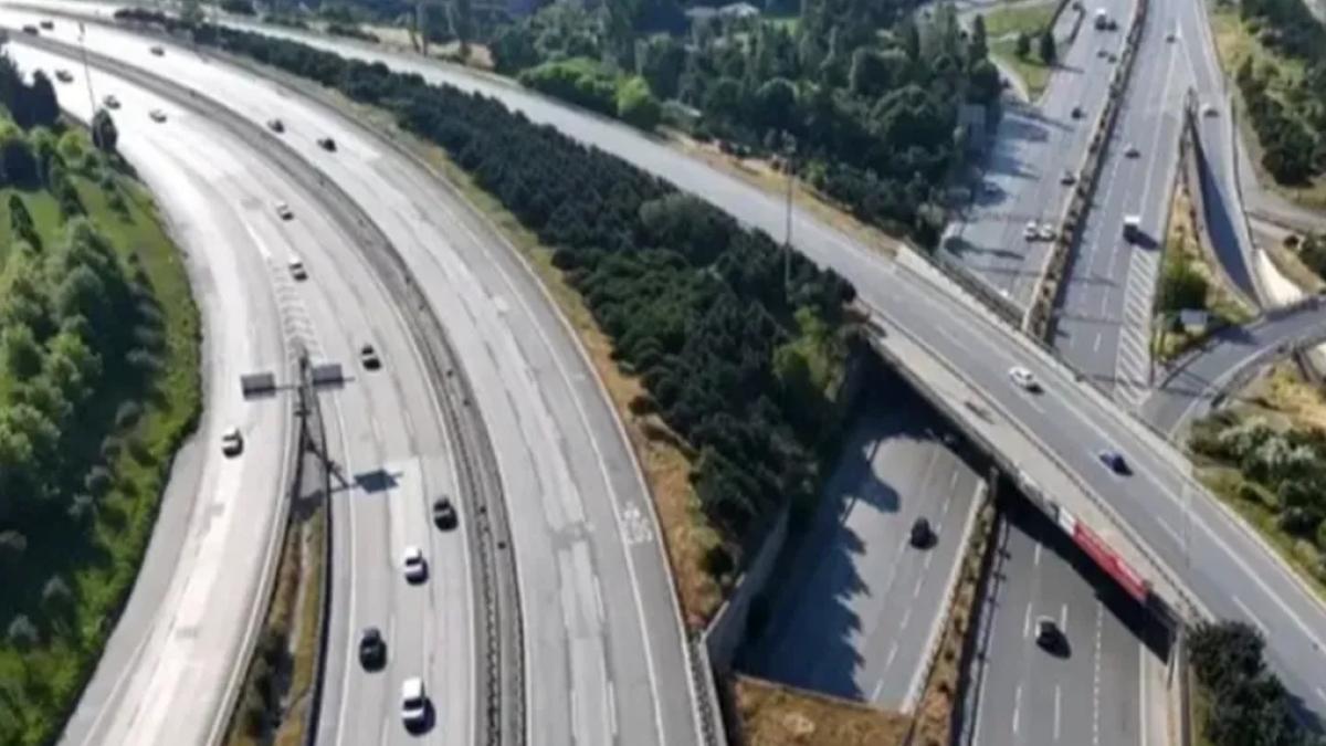 İstanbul'da trafiğe çıkanlar gözlerine inanamadı