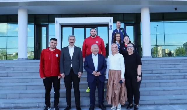 Köşk Sosyal Yaşam Merkezi Başkan Büyükkılıç'ı ağırladı