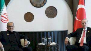 Cumhurbaşkanı Erdoğan, İranlı mevkidaşıyla görüştü