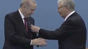 Cumhurbaşkanı Erdoğan’a Kazakistan’da “Hoca Ahmet Yesevi Nişanı” takdim edildi