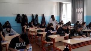 Gaziantep'te 12. sınıf öğrencilerine Büyükşehir'den deneme sınavı